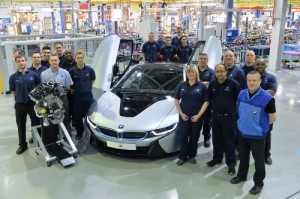 BMW _Plant _Hams _Hall_production team_BMW i8 engines (2) (500x333)