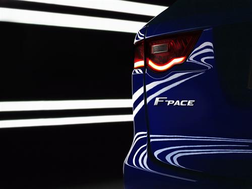 Jaguar F Pace